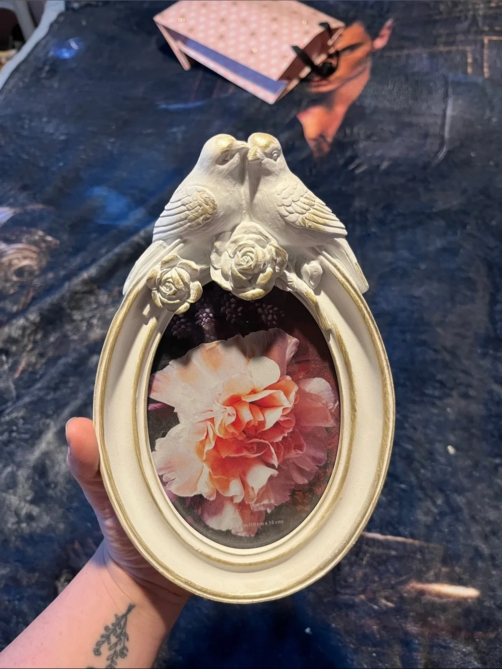 Cream Ornate Oval Wall Frame with Dove and Rose Accents